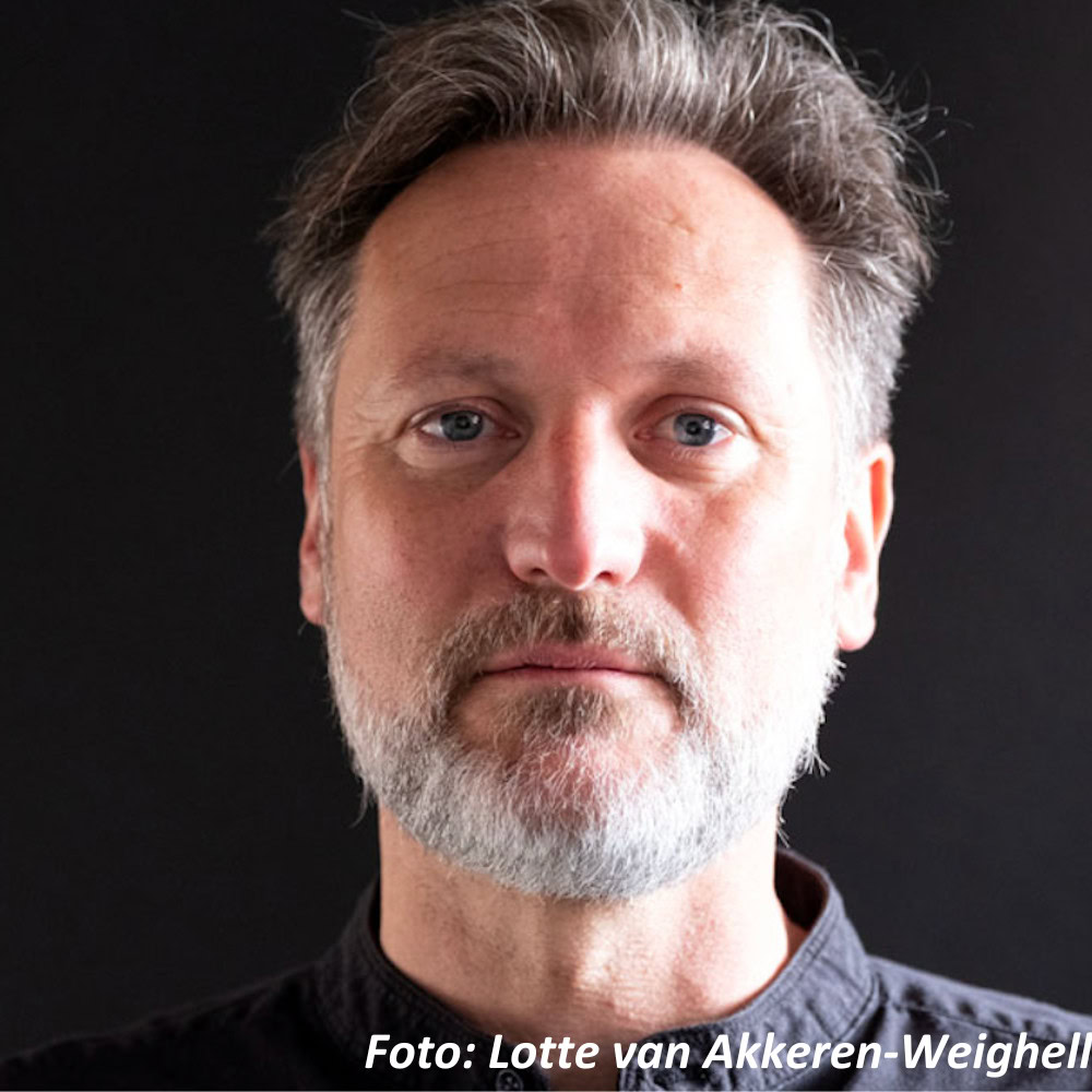 NICO MEURS  AF -TERUG NAAR SREBRENICA